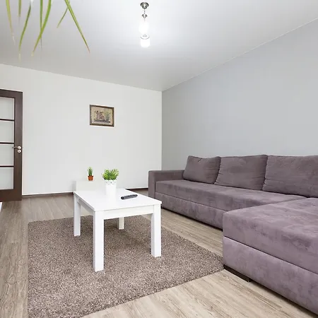 On Romanovskaya Sloboda 9 Apartment *