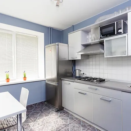 Apartment On Romanovskaya Sloboda 9